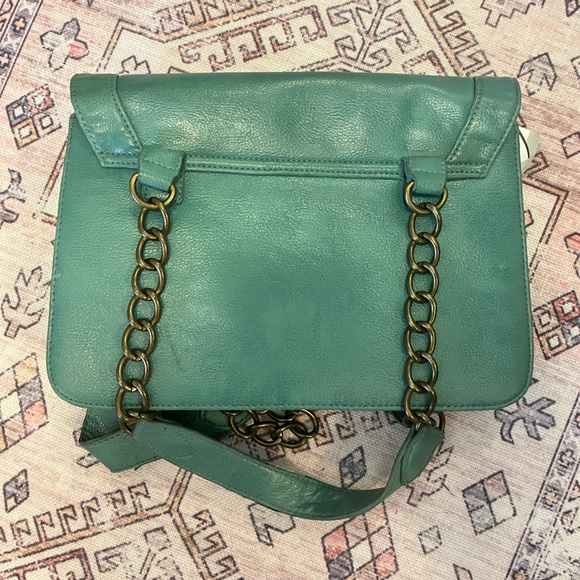 Deena & Ozzy green shoulder bag - Picture 2 of 4